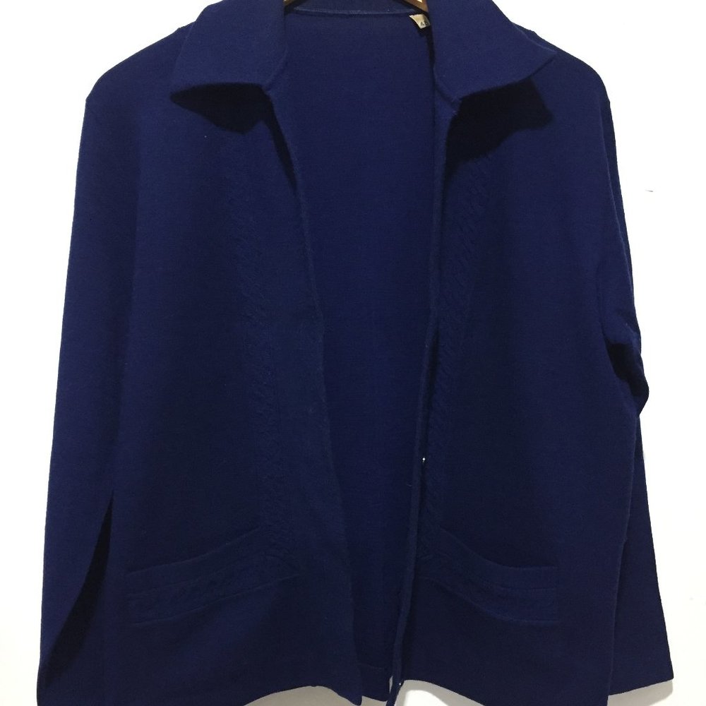 VINTAGE WOOL CARDIGAN SWEATER SIZE M